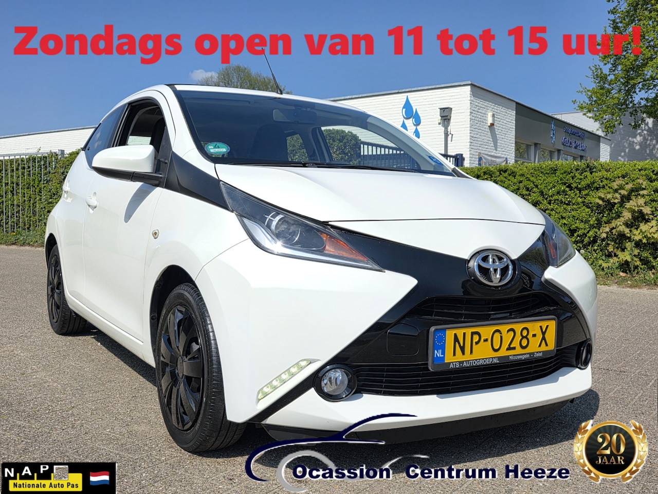 Toyota Aygo - 1.0 VVT-i x-Wave CabrioTop! 1e Eig! Camera! Navi! Zondag OPEN! - AutoWereld.nl