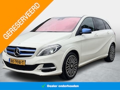 Mercedes-Benz B-klasse - 250 e Prestige 28 kWh / Stoelverwarming / Navigatie / Leder / 3 Fase / Dodehoek / Dealeron