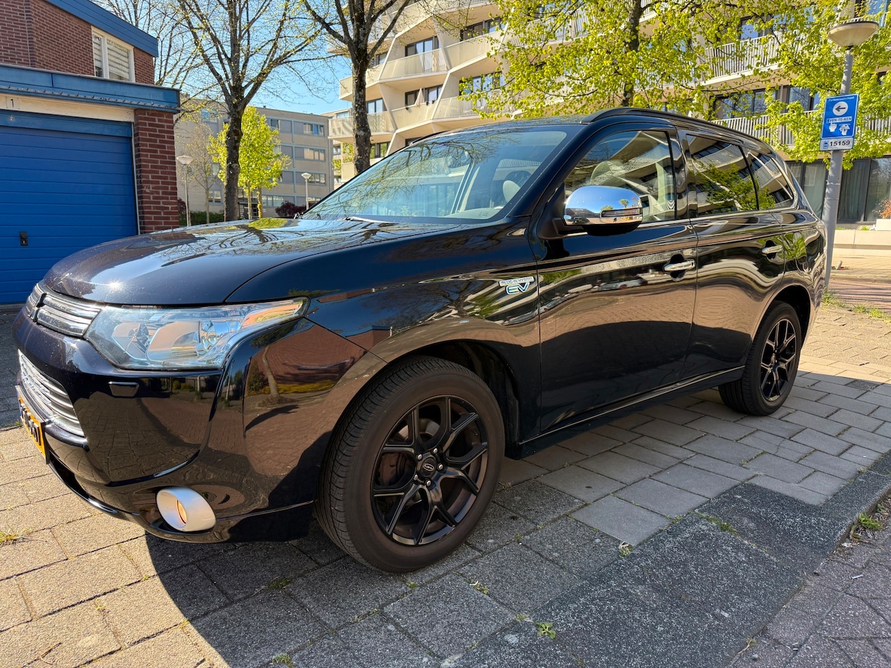 Mitsubishi Outlander - 2.0 PHEV instyle 2.0 PHEV Instyle - AutoWereld.nl