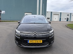 Citroën Grand C4 Picasso - 1.2i PureTech Business 7-Persoons 6-Bak 131 PK. Als nieuw rijdende auto en zeer goed onder