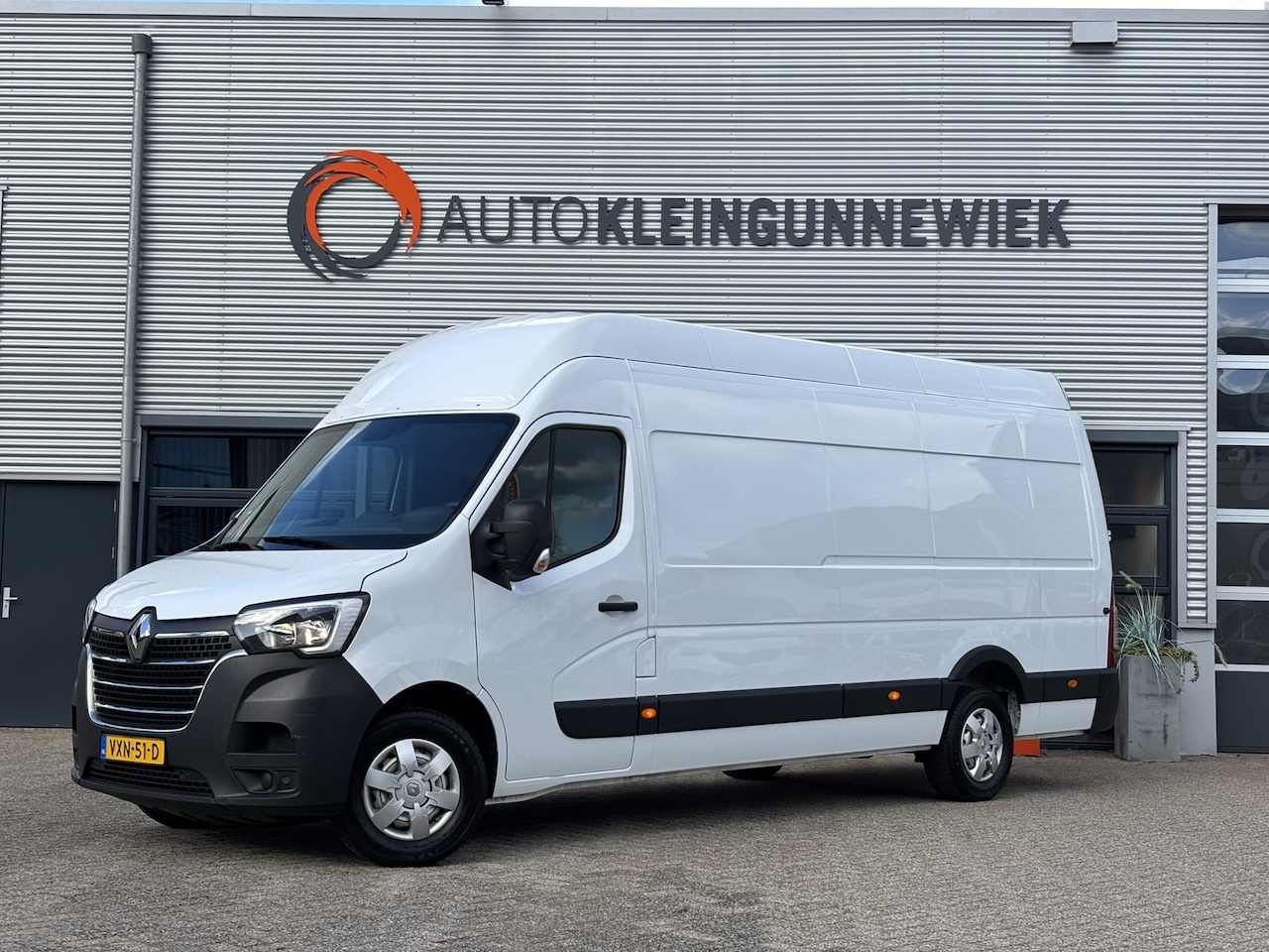 Renault Master - T35 2.3 dCi 145 L4H3 EL Energy Comfort / Navischerm / Airco / - AutoWereld.nl