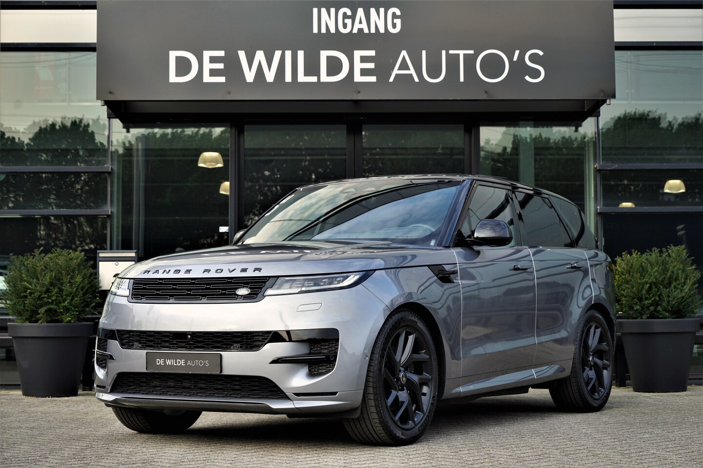 Land Rover Range Rover Sport - 3.0 P460e Dynamic SE Pano SoftClose Trekhaak Head-up Stoelventilatie - AutoWereld.nl