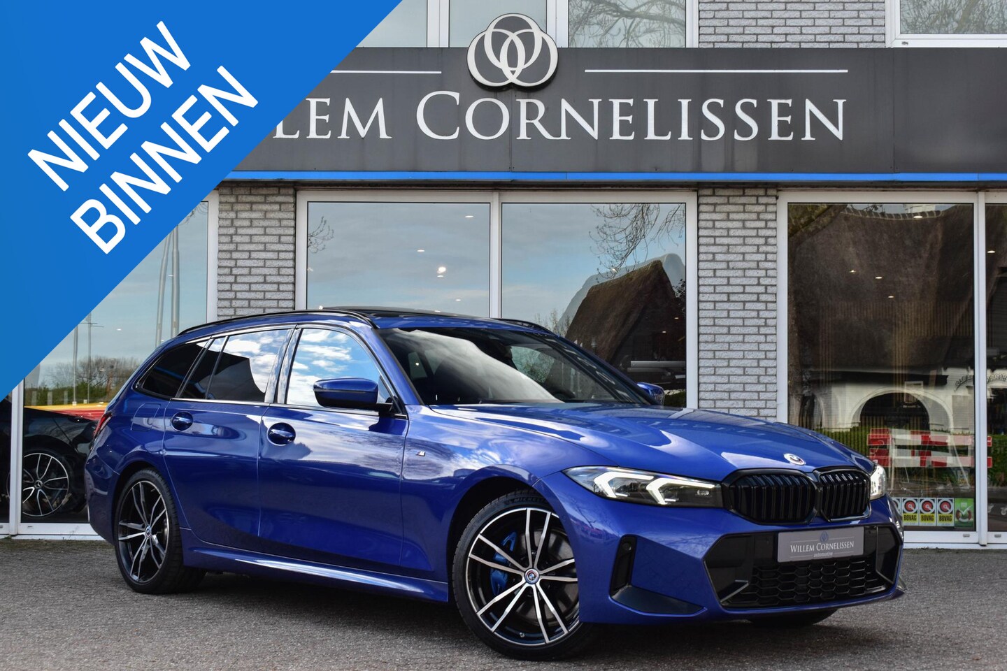 BMW 3-serie Touring - 320e M-Sport Pro Pano Trekhaak Leder Elc Stoelen - AutoWereld.nl