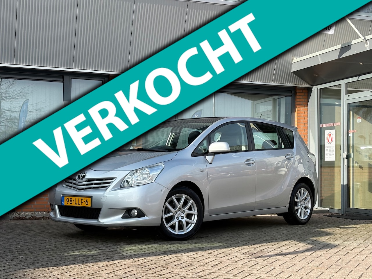Toyota Verso - 1.8 VVT-i Business 1.8 VVT-i Business - AutoWereld.nl