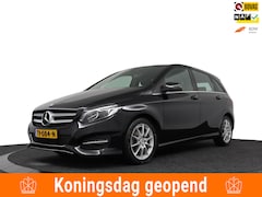 Mercedes-Benz B-klasse - 180 Ambition Automaat/Navigatie/Trekhaak/Parkeersensoren