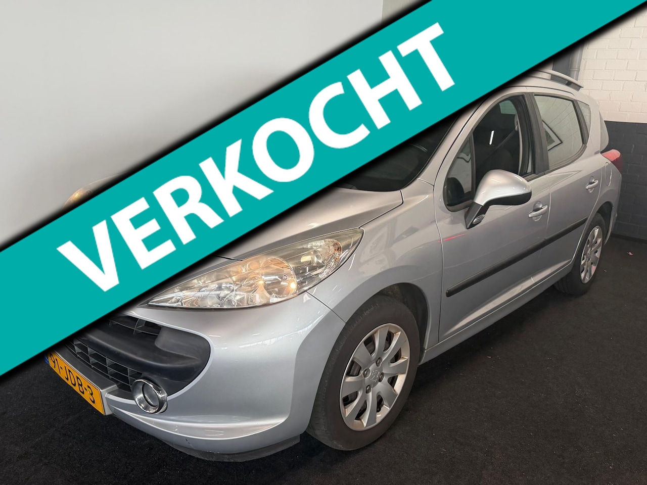 PEUGEOT 207
