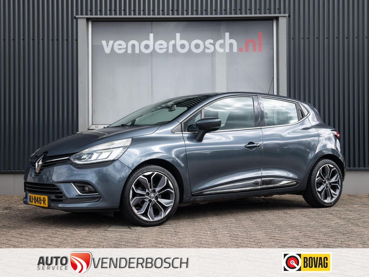 Renault Clio - 0.9 TCe Iconic 90pk | Bose | Cruise | Clima | Keyless | Parkeersensoren - AutoWereld.nl