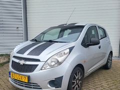 Chevrolet Spark - 1.0 16V LS Meeneemprijs