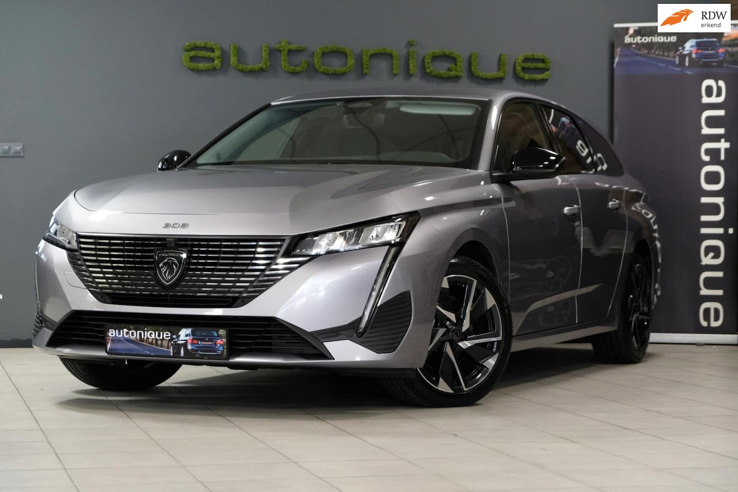 Peugeot 308 SW - 1.2 PureTech Allure Pack Business *28.984km* Navi/Adaptieve Cruise/Camera/ADAS/MirrorScree - AutoWereld.nl