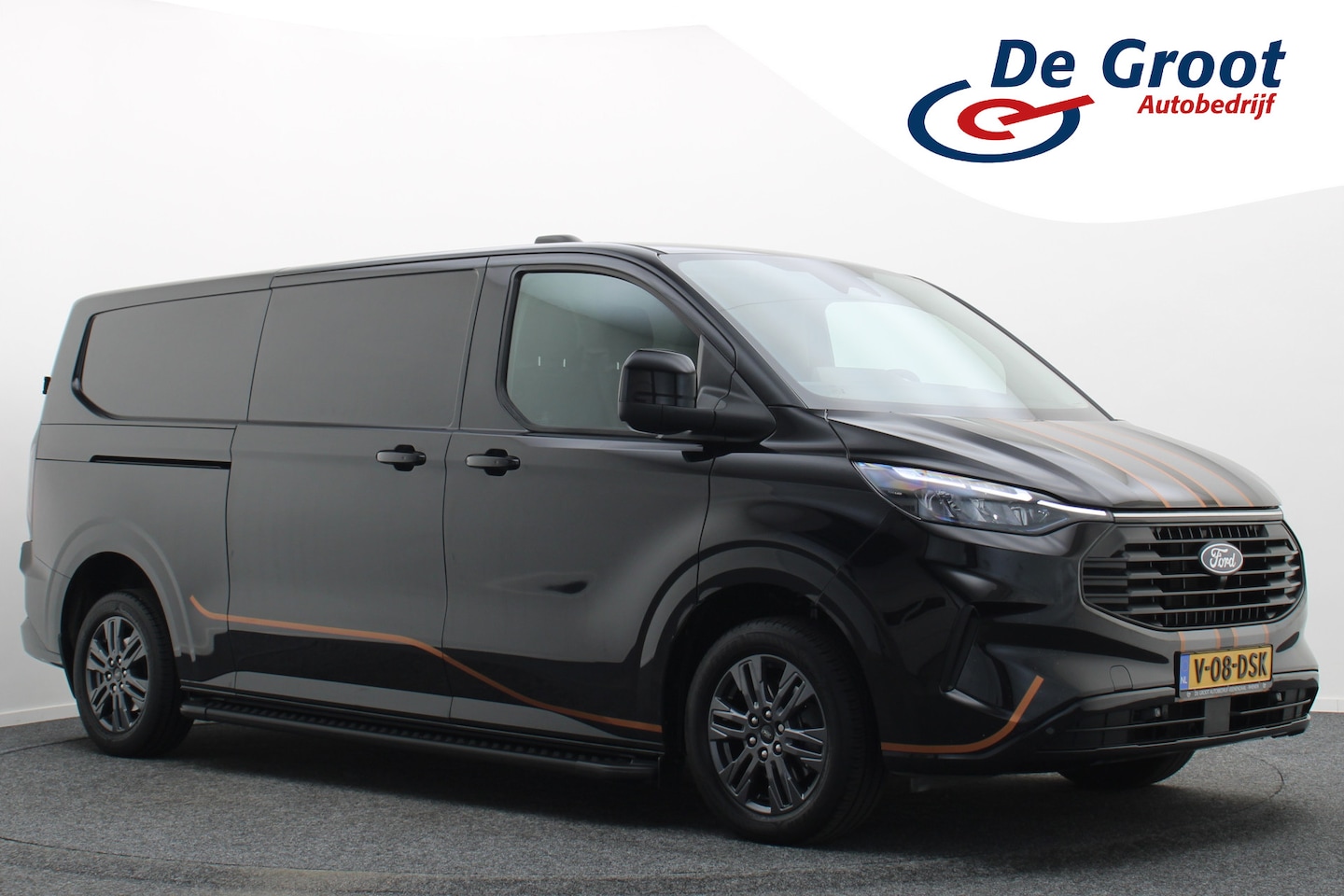 Ford Transit Custom - 300 2.0 TDCI Automaat L2H1 3-Zits, LED, Keyless, ACC, Trekhaak, Side-Bars, PDC, 17" - AutoWereld.nl