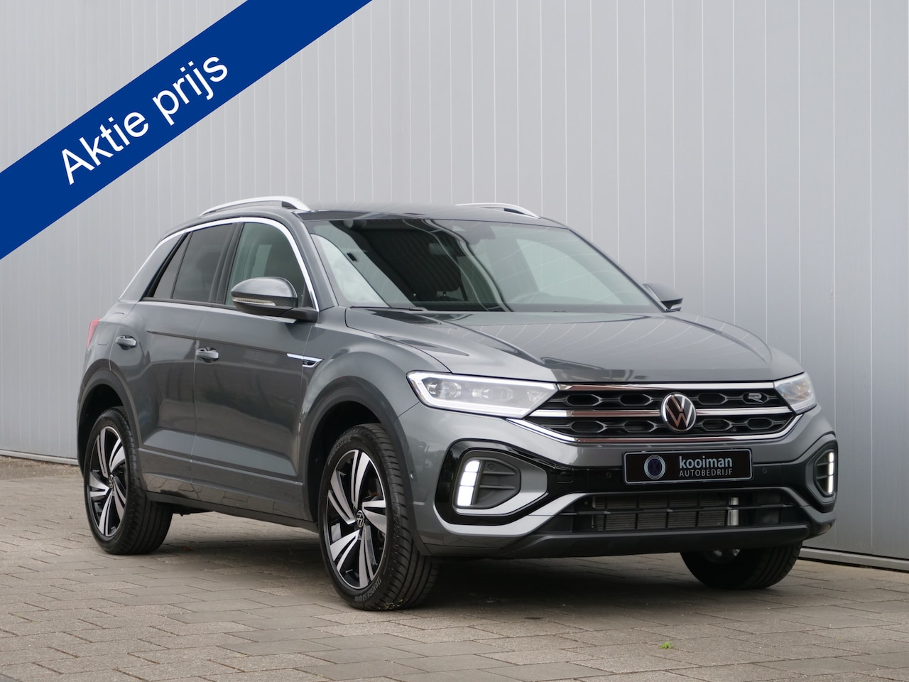 Volkswagen T-Roc - 1.5 TSI 150pk R-Line Edition Automaat AKTIEPRIJS VAN € 38.450,- VOOR - AutoWereld.nl