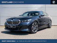 BMW i5 - eDrive40 M Sport / Adaptieve LED / Parking Assistant Plus / Comfort Access / Live Cockpit