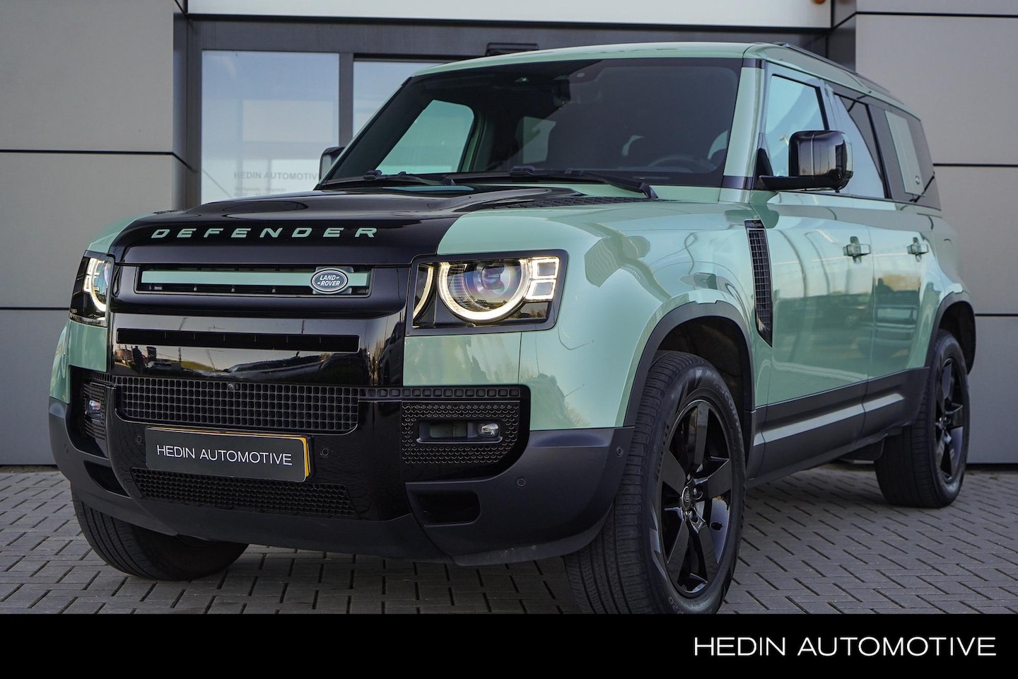 Land Rover Defender 110 - P400e | 75th Limited Edition | Elektrische trekhaak | Stoelkoeling | HUD | - AutoWereld.nl