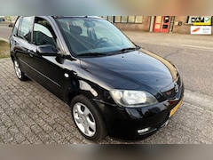 Mazda 2 - 2 1.6 Sportive 5 Deurs hogere instap Airco Trekhaak