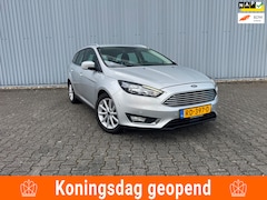Ford Focus Wagon - 1.5 Titanium|MOTOR REVISIE|DEALEROH|TOPSTAAT|