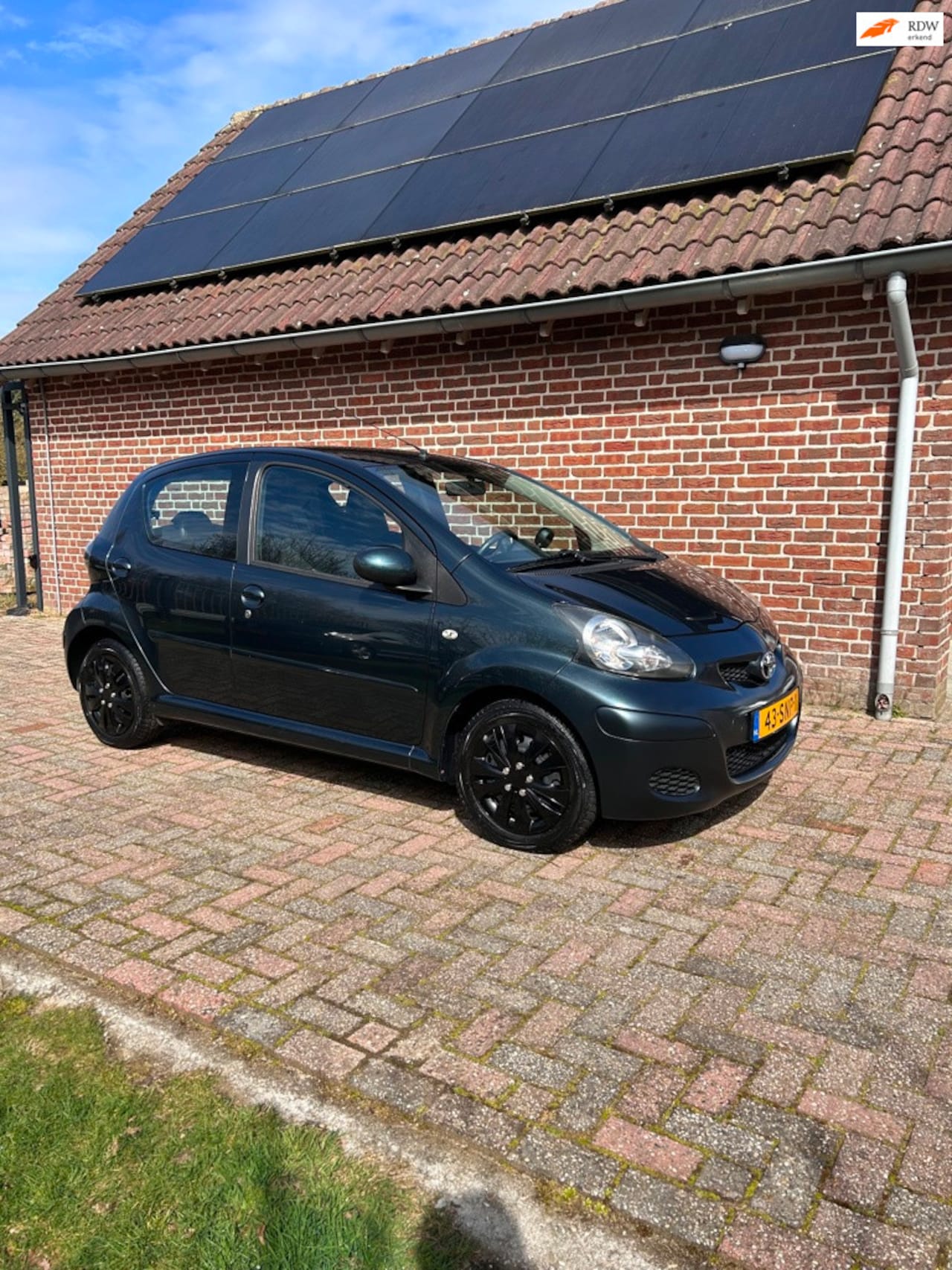 Toyota Aygo - 1.0-12V Aspiration Green Navigator 1.0-12V Aspiration Green Navigator - AutoWereld.nl