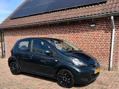 Toyota Aygo - 1.0-12V Aspiration Green Navigator