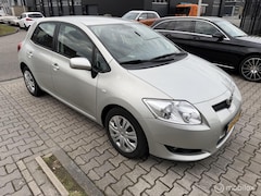 Toyota Auris - 2.0 D-4D Dynamic Navi
