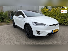 Tesla Model X - 75D Base