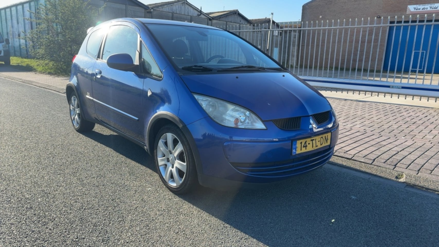 Mitsubishi Colt - 1.5 QS 1.5 QS - AutoWereld.nl