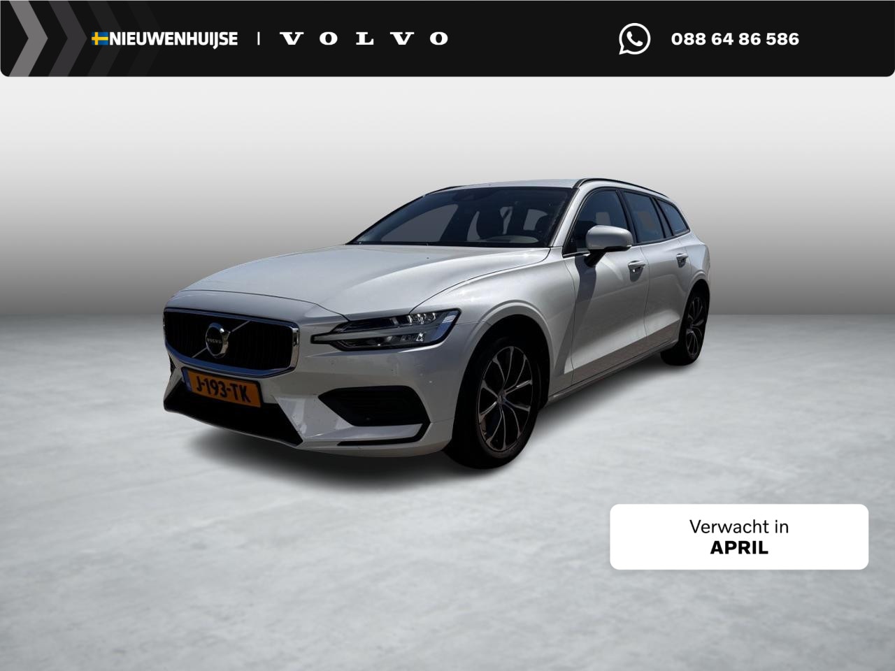 Volvo V60 - 2.0 B3 Momentum Advantage | Lederen Bekleding | Achteruitrijcamera | Parkeersensoren | Sto - AutoWereld.nl