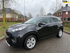 Kia Sportage - 1.6 GDI First Edition Ook zitten er 19 inch velgen GT-line met nieuwe zomerbanden bij
