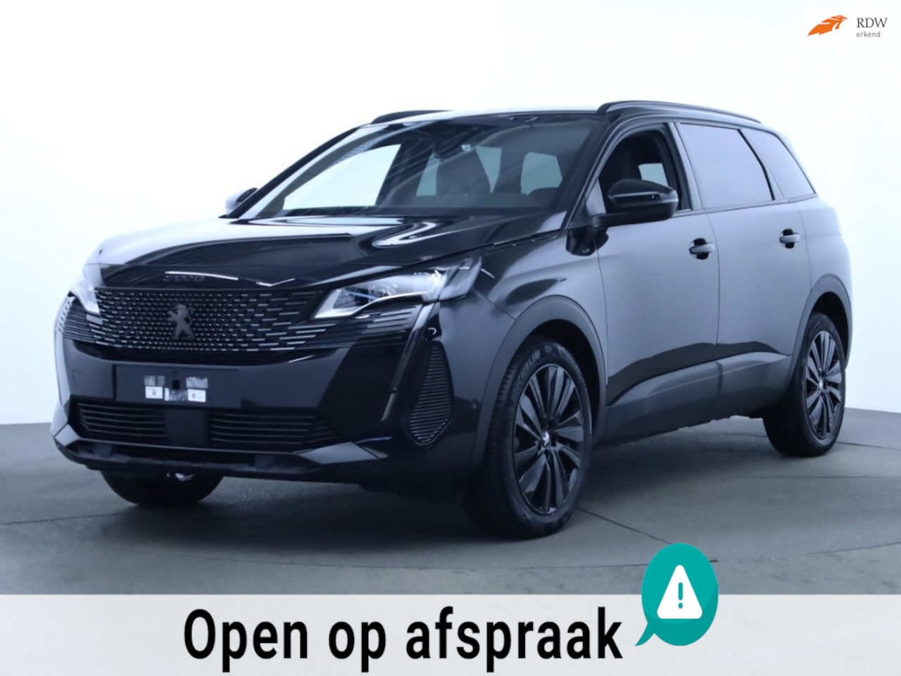 Peugeot 5008 - GT Automaat | ACC | Stoelverwarming | Black Pack | Handsfree achterklep - AutoWereld.nl