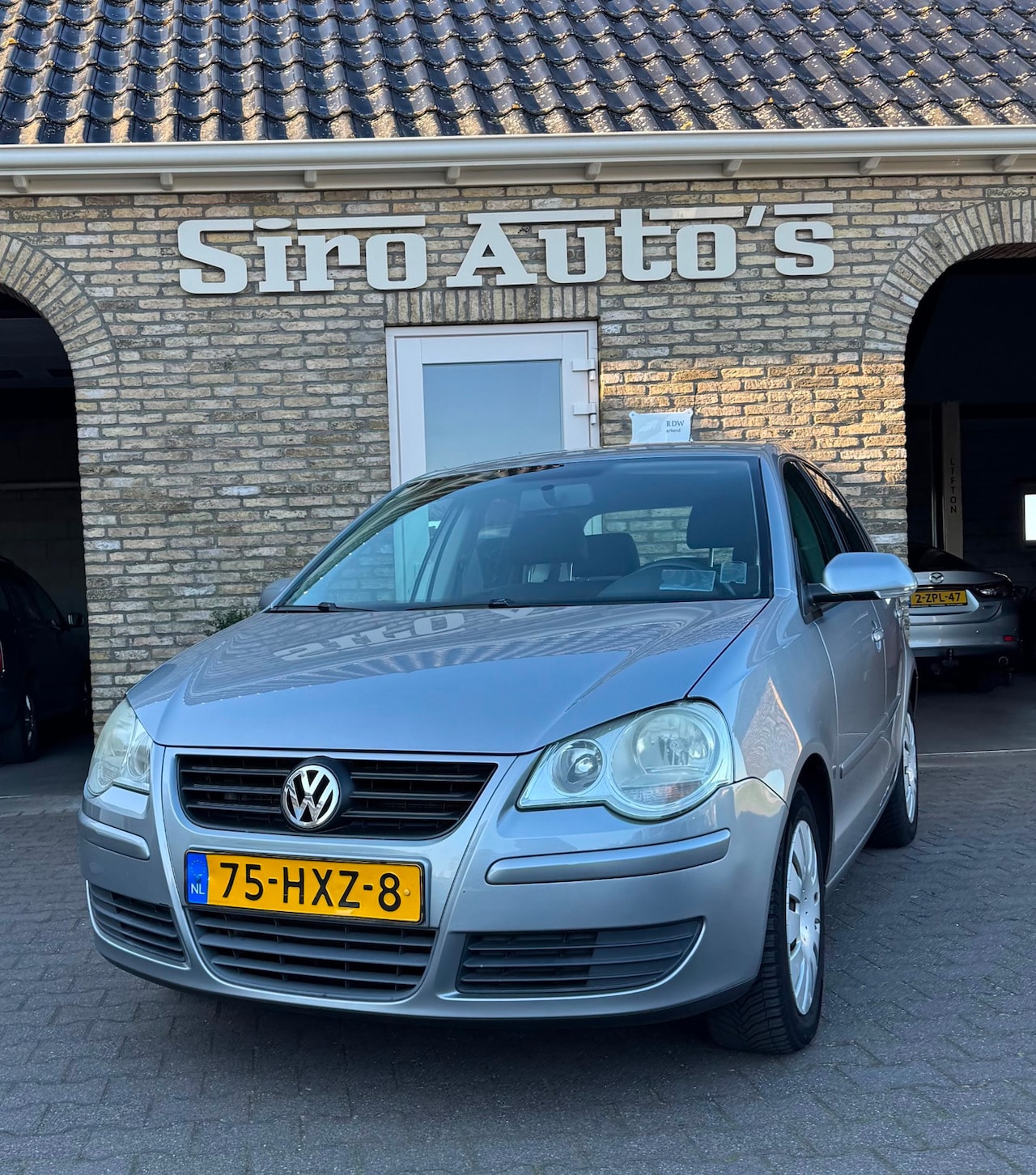 Volkswagen Polo - 1.4-16V Comfortline Bj 2009 met slechts 83883 km Eerste eigenaar - AutoWereld.nl