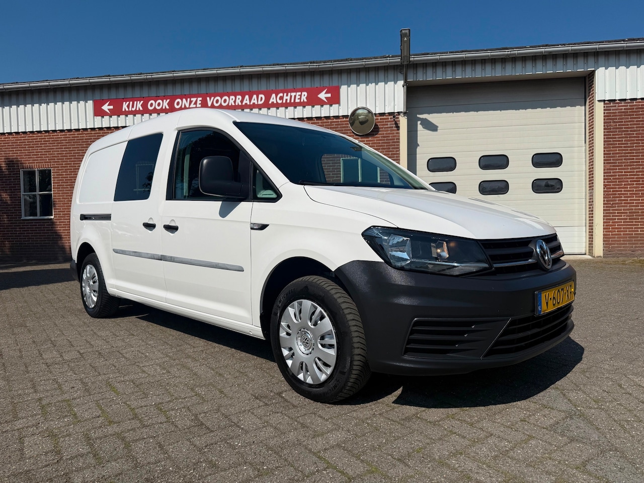 Volkswagen Caddy Maxi - 2.0 TDI L2H1 navi carplay airco - AutoWereld.nl