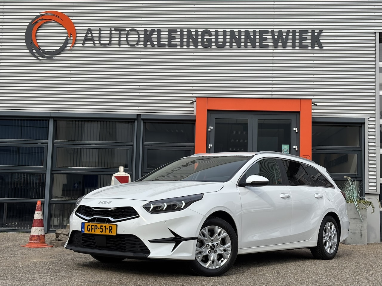 Kia Cee'd Sportswagon - Ceed 1.5 T-GDi DynamicPlusLine / Android Auto/Applecarplay / Digital Cockpit / Stoel & Stu - AutoWereld.nl