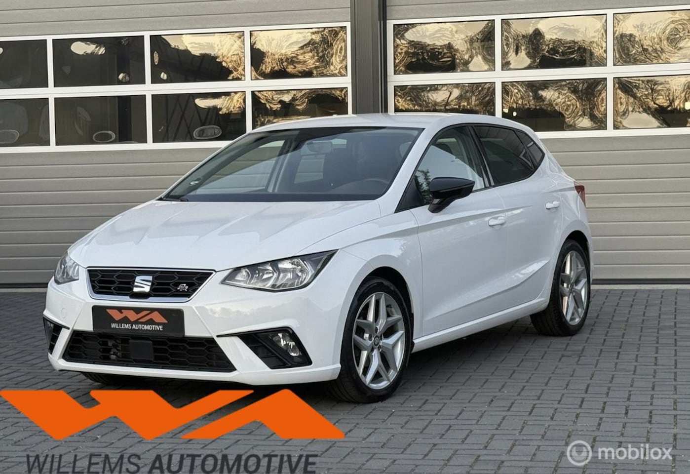 SEAT Ibiza - 1.0 TSI FR Cruise-17'inch-Stoelverwarming - AutoWereld.nl