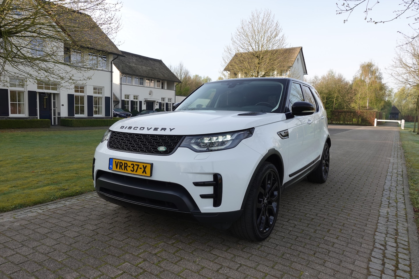 Land Rover Discovery - 3.0 Supercharged Si6 LPG SE *GRIJS KENTEKEN* | Trekhaak 3500KG | Pano | Luchtvering | Stoe - AutoWereld.nl