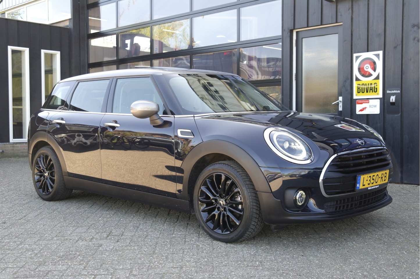 MINI Clubman - Mini 1.5 Cooper Business Edition | Automaat | Led | Cruise | Clima | Carplay | NL-Auto - AutoWereld.nl