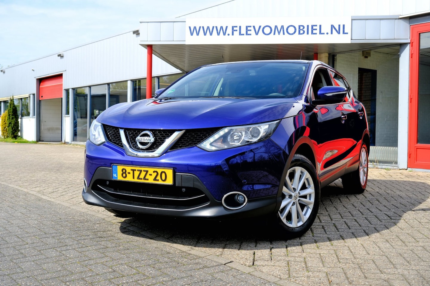 Nissan Qashqai - 1.2 Connect Edition *87.725km!* Pano|Navi|Cam|Clima|LMV - AutoWereld.nl