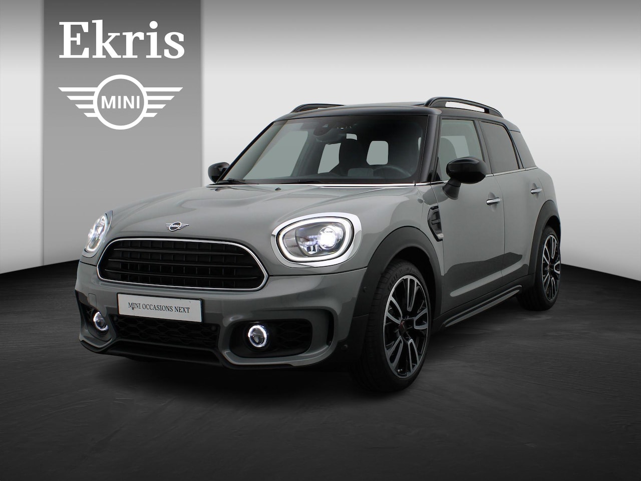 MINI Countryman - Cooper Serious Business +John Cooper Works Trim Pakket + Comfort Access + Panoramadak + Ha - AutoWereld.nl