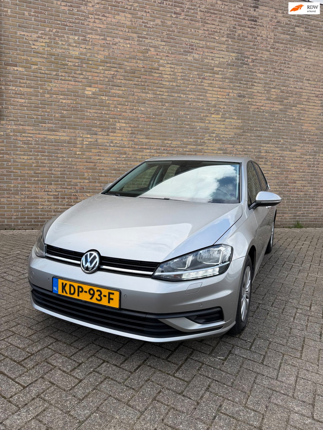 Volkswagen Golf - 1.0 TSI Trendline 1.0 TSI Trendline - AutoWereld.nl