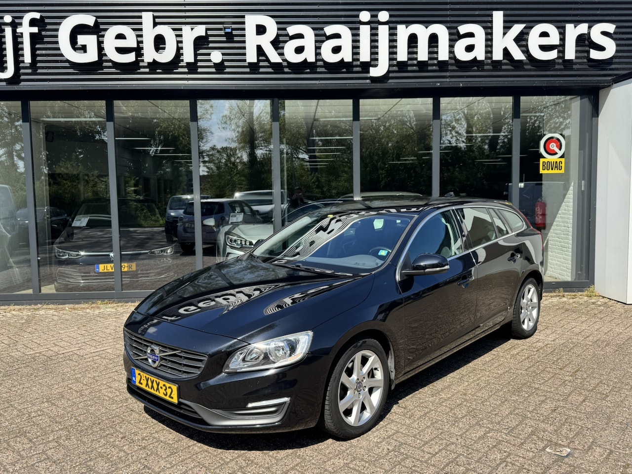 Volvo V60 - 2.0 D4 Momentum*Navi*ECC*EXPORT/EX.BPM* - AutoWereld.nl