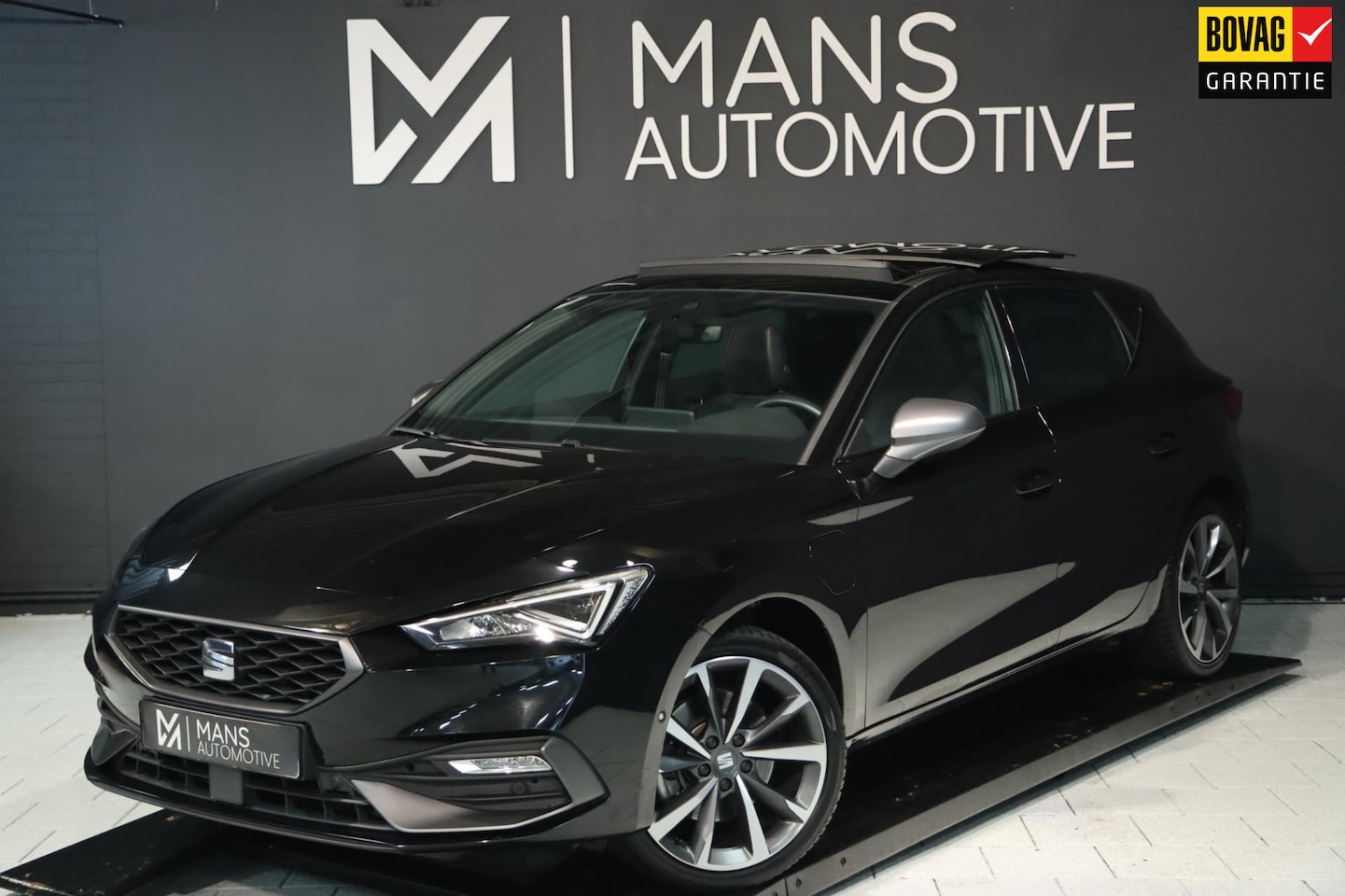 SEAT Leon - 1.4 TSI eHybrid PHEV FR / PANO / VIRTUAL / MEMORY / ACC / KEYLESS / CAMERA - AutoWereld.nl