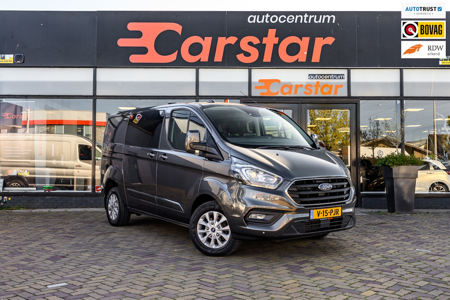Ford Transit Custom - 300 2.0 TDCI L1H1 Limited DC|Trekhk|Camera|Cruise - AutoWereld.nl