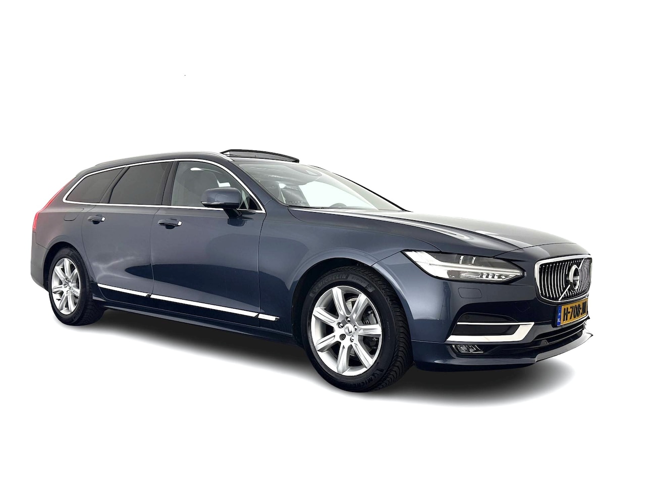 Volvo V90 - 2.0 D4 Momentum Pro (INCL.BTW) Aut. *PANO | LEATHER | HEAD-UP | FULL-LED | MEMORY-PACK | H - AutoWereld.nl