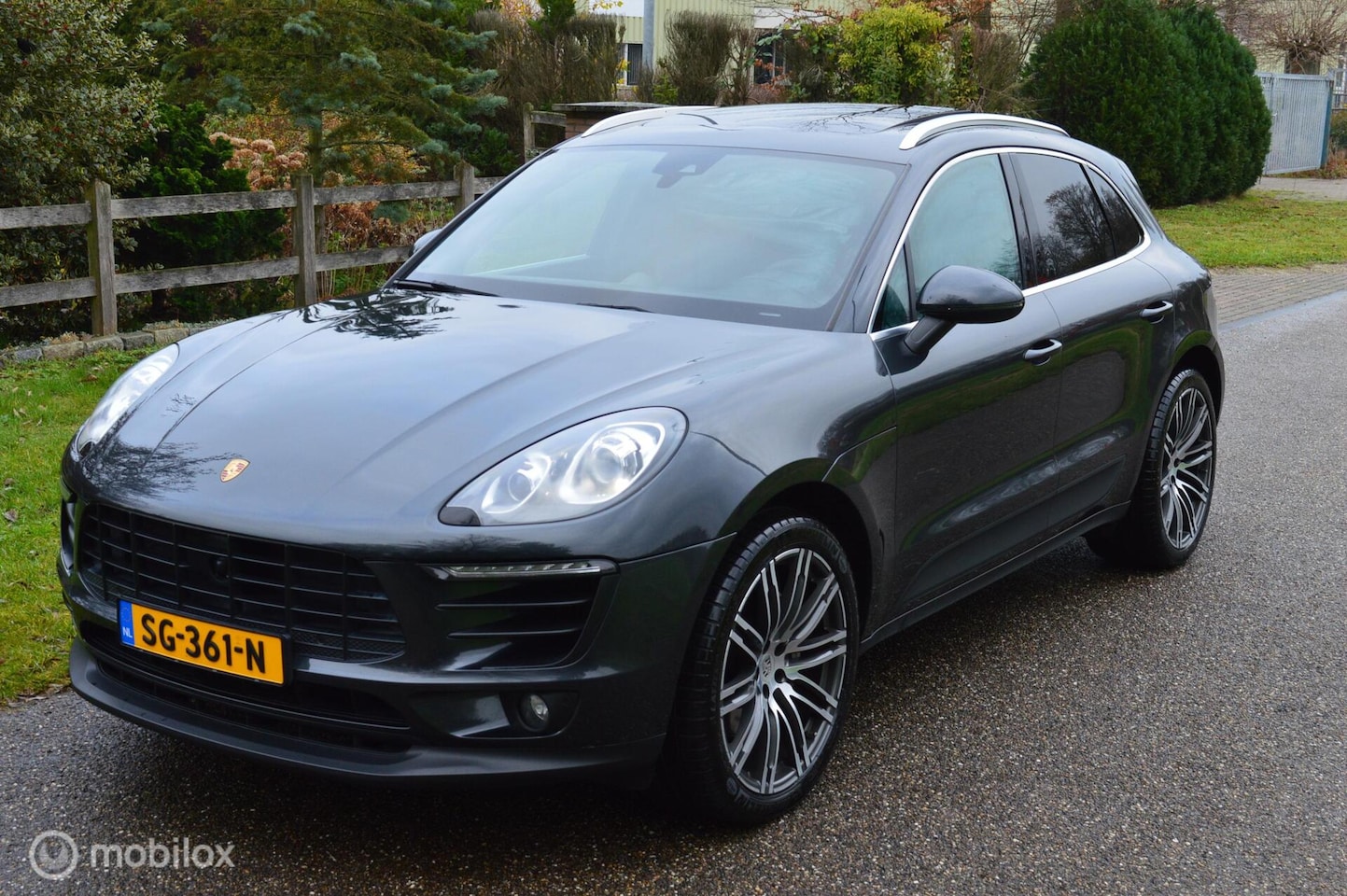 Porsche Macan - 3.0 S TwinTurbo / SportChrono /ACC/Zeer Netjes - AutoWereld.nl