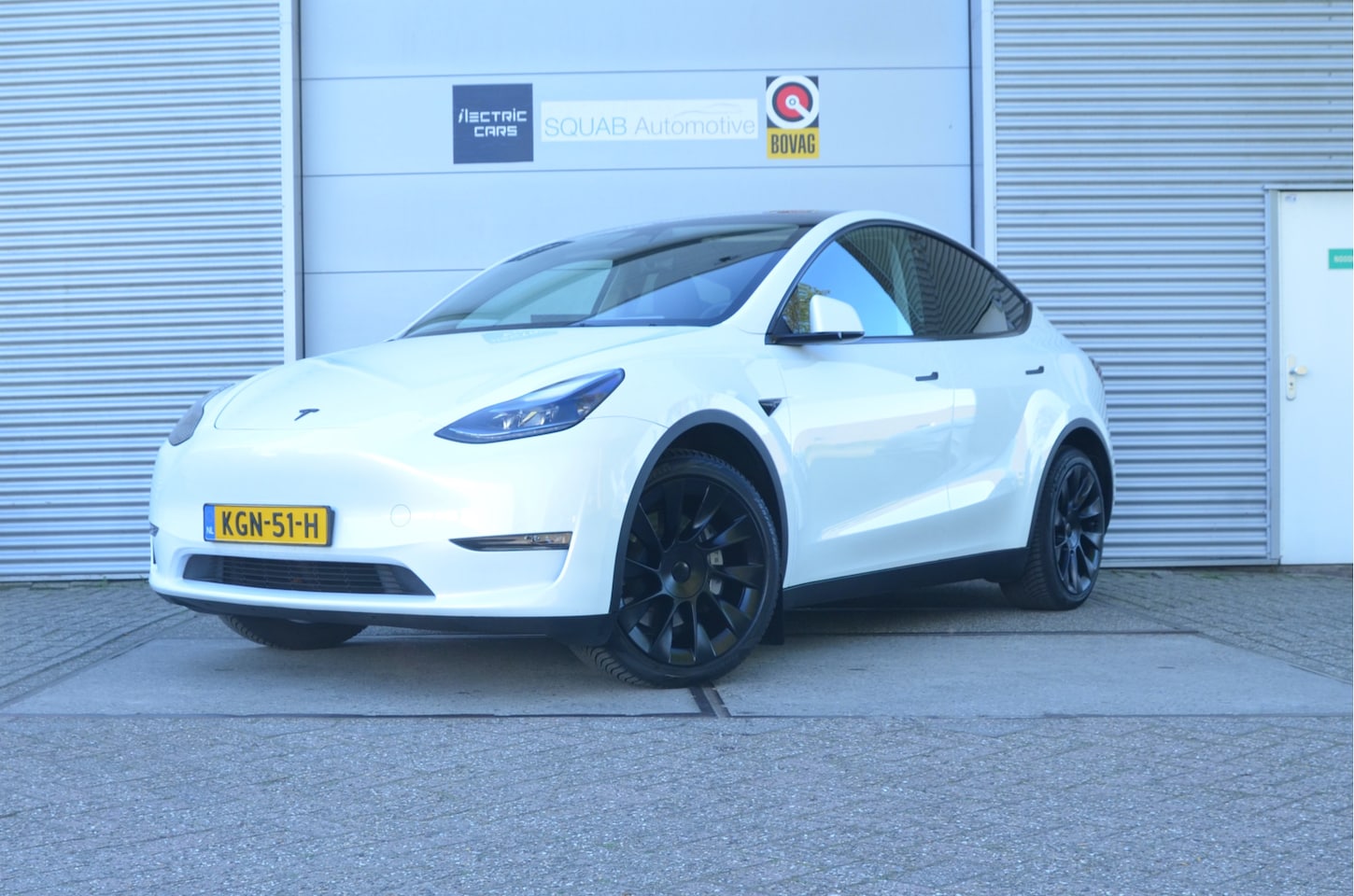 Tesla Model Y - Long Range AWD 75 kWh Trekhaak, 20" Alu, AutoPilot3.0 Ryzen, FSD 99,- per maand - AutoWereld.nl