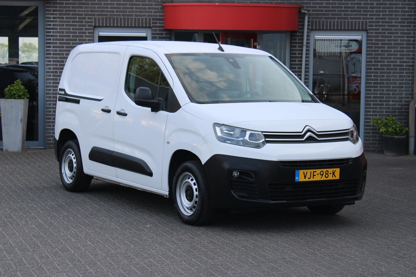 Citroën Berlingo - 1.5 BlueHDI Club AppleAndroid/camera/Cruise - AutoWereld.nl