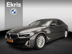 BMW 5-serie - Sedan 520i | LED | Leder | Navigatie | Comfortzetels | Chrome line | Stoelverwarming | DAB