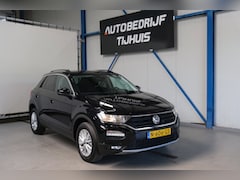Volkswagen T-Roc - 1.0 TSI Style - N.A.P. Airco, Cruise, Navi, PDC, Camera, Carplay