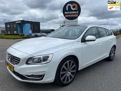 Volvo V60 - | 2015 | 2.4 D5 Twin Engine Special Edition | Automaat | APK