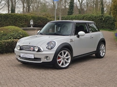 MINI Cooper - 1.6 Camden HarmanKardon/Stoelverwarm