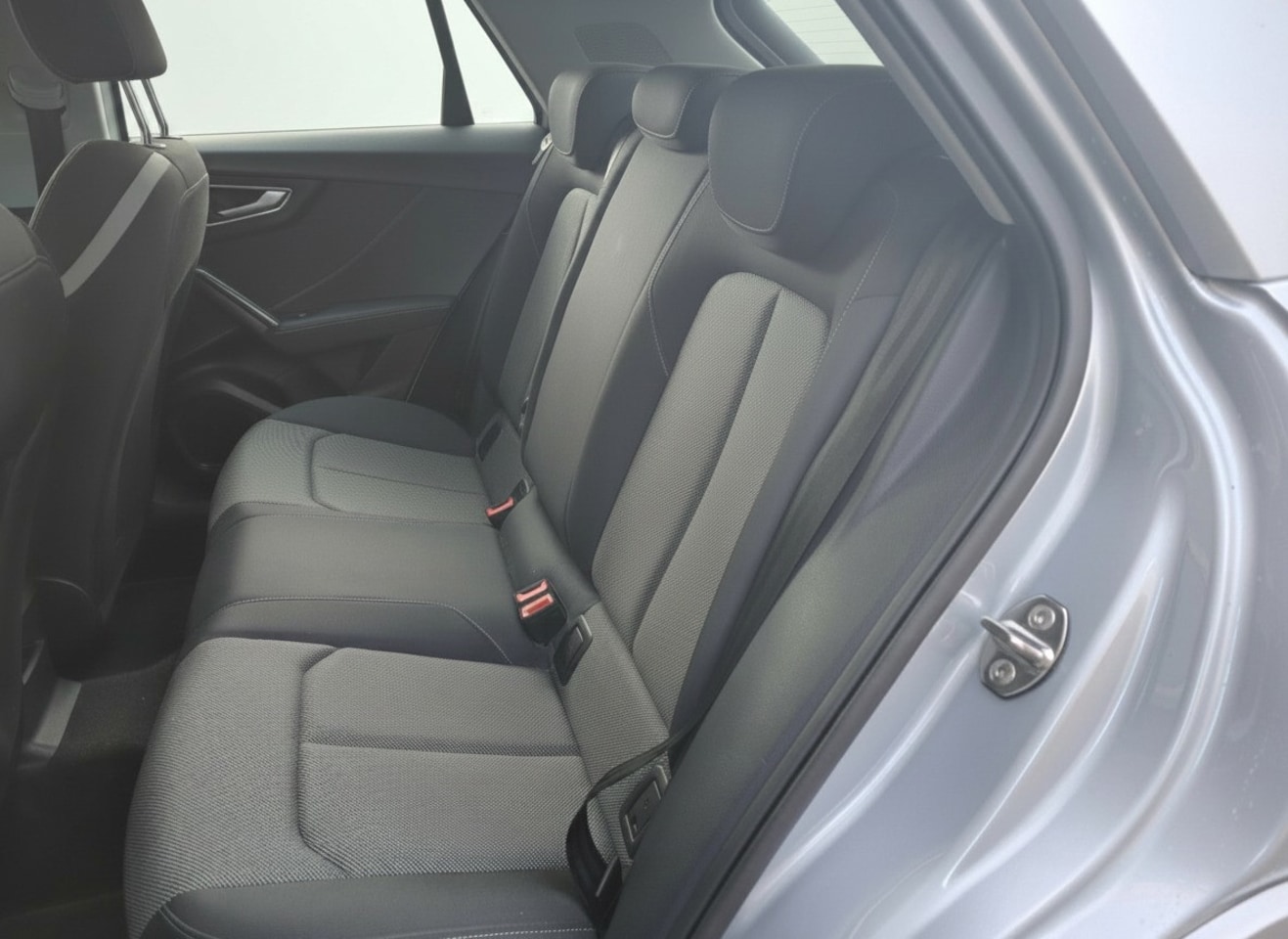 Audi Q2 - 1.0 TFSI #limited 1e eig Dealer ond. Trekhaak, Led, NAP