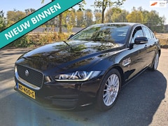 Jaguar XE - 2.0 D Pure NETTE AUTO RIJDT EN SCHAKELT GOED