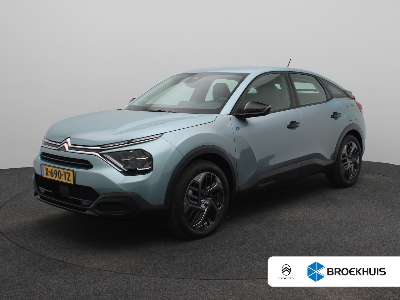 Citroën Ë-C4 - You 50 kWh 3 Fase | Camera | Parkeersensoren Achter | Apple Carplay/Android Auto | 18" Lic - AutoWereld.nl